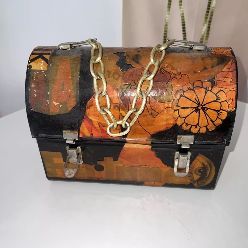 Vintage Art Decoupage 1972 MOD Dome LUNCHBOX Psychedelic.